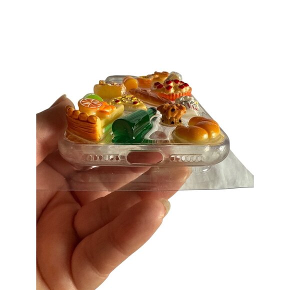 Clear Phone Case With 3D Resin Food Charms For iPhone 11/XR‎ - Picture 6 of 6